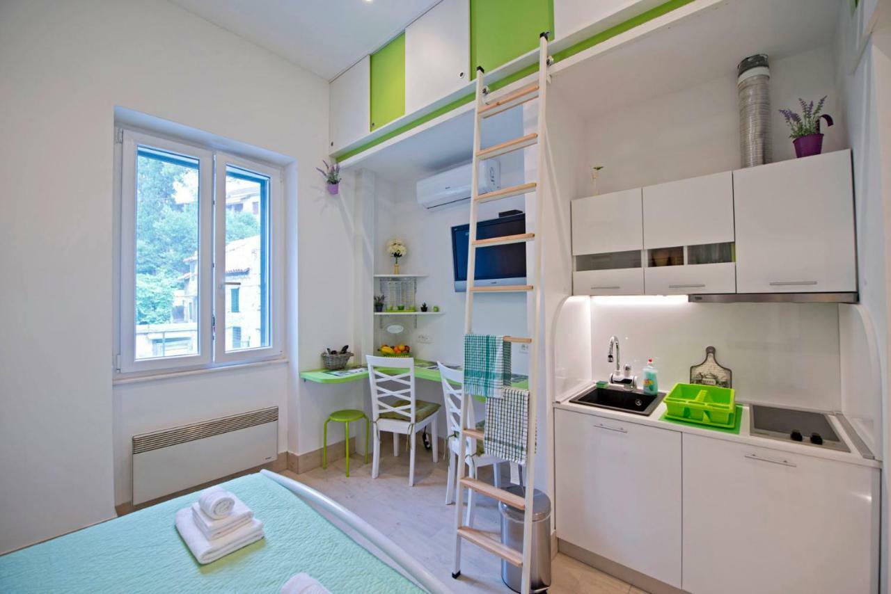 Microapartment Suni Сплит Екстериор снимка